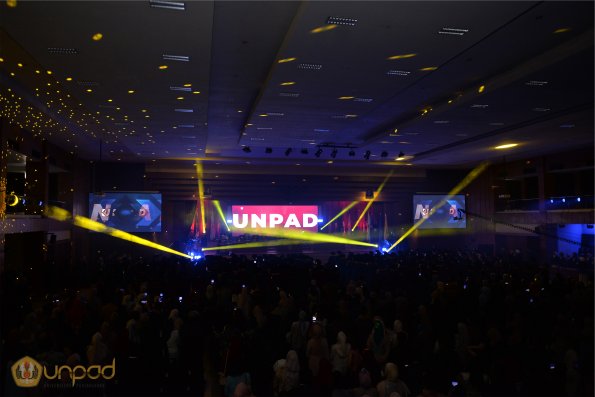 WISUDA UNPAD GEL IV TA 2024-2025 (6)