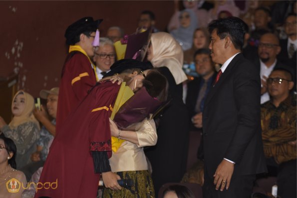 WISUDA UNPAD GEL IV TA 2024-2025 (77)