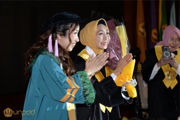 WISUDA UNPAD GEL IV TA 2024-2025 (8)