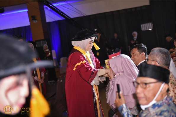 WISUDA UNPAD GEL IV TA 2024-2025 (84)
