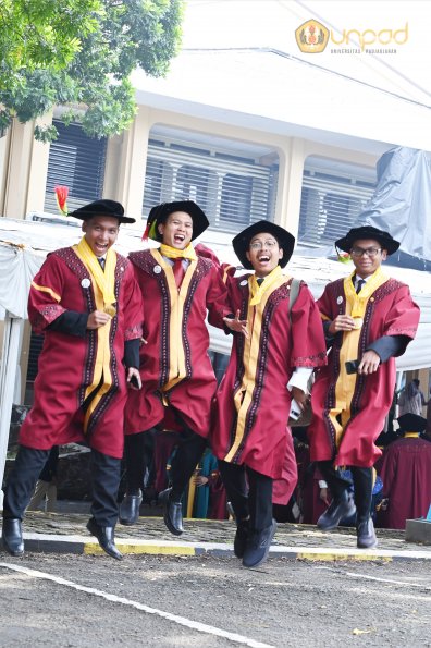 WISUDA UNPAD GEL IV TA 2024-2025 (1)