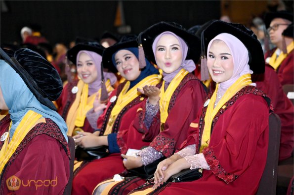 WISUDA UNPAD GEL IV TA 2024-2025 (10)
