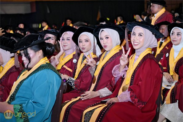 WISUDA UNPAD GEL IV TA 2024-2025 (12)