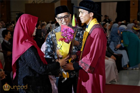 WISUDA UNPAD GEL IV TA 2024-2025 (28)