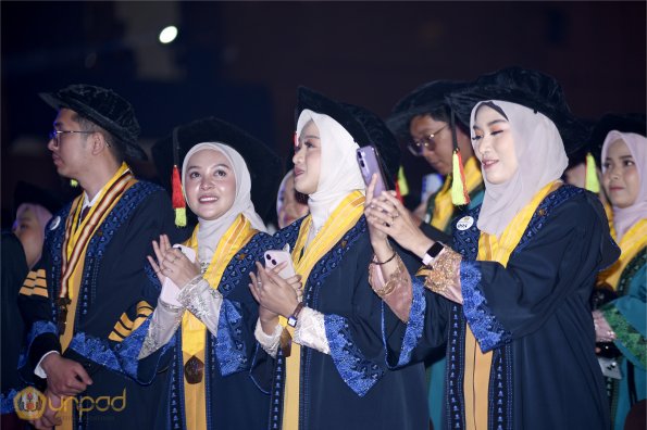 WISUDA UNPAD GEL IV TA 2024-2025 (44)
