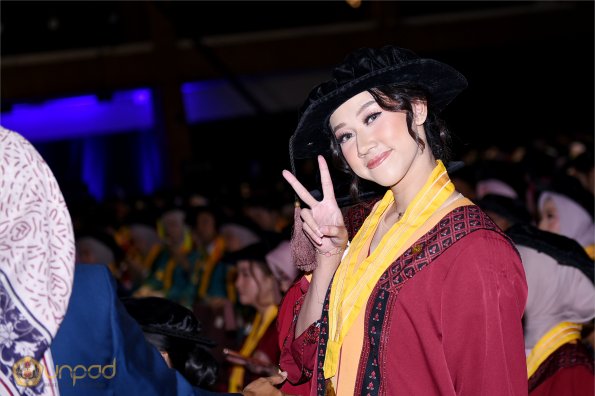 WISUDA UNPAD GEL IV TA 2024-2025 (54)