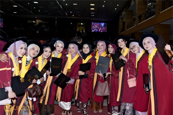 WISUDA UNPAD GEL IV TA 2024-2025 (90)