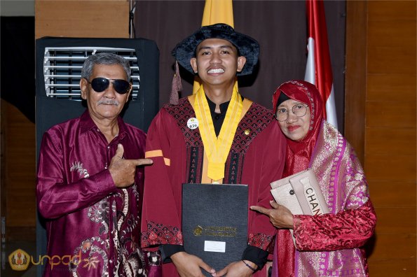 WISUDA UNPAD GEL IV TA 2024-2025 (97)