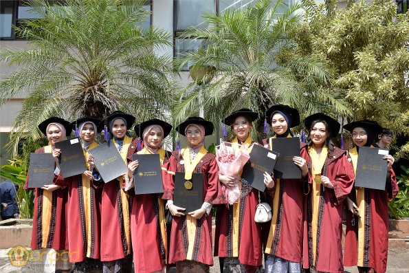 WISUDA UNPAD GEL IV TA 2024-2025 (100)