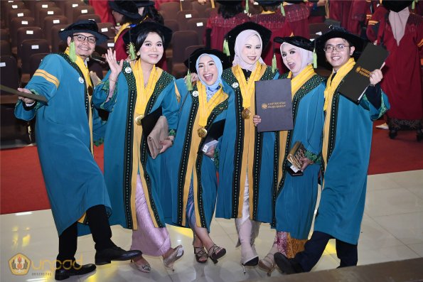 WISUDA UNPAD GEL IV TA 2024-2025 (17)