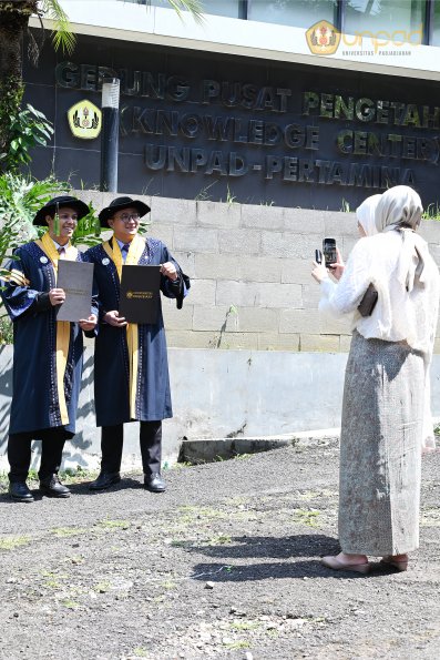 WISUDA UNPAD GEL IV TA 2024-2025 (21)