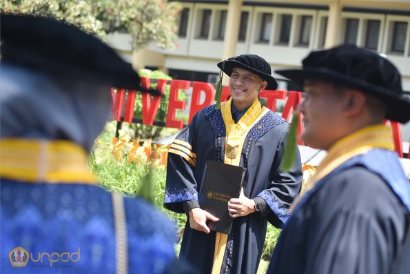 WISUDA UNPAD GEL IV TA 2024-2025 (30)