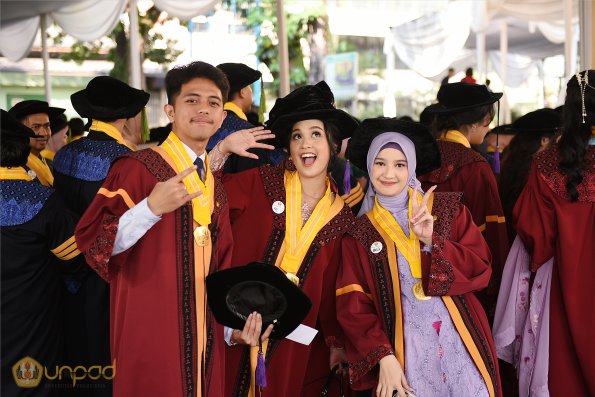 WISUDA UNPAD GEL IV TA 2024-2025 (39)