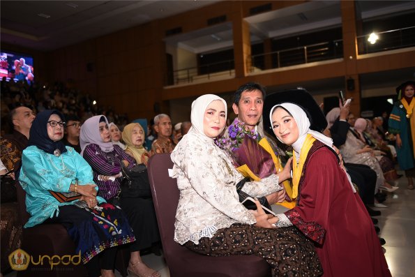 WISUDA UNPAD GEL IV TA 2024-2025 (55)