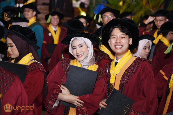 WISUDA UNPAD GEL IV TA 2024-2025 (65)