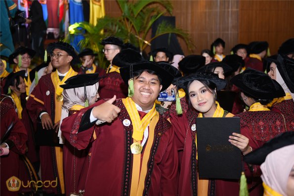 WISUDA UNPAD GEL IV TA 2024-2025 (66)