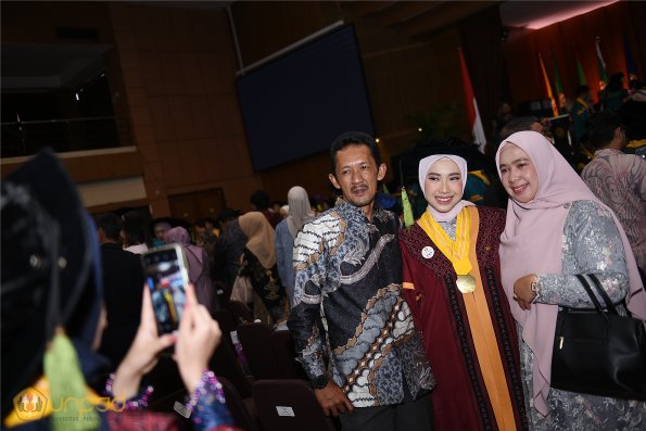 WISUDA UNPAD GEL IV TA 2024-2025 (77)