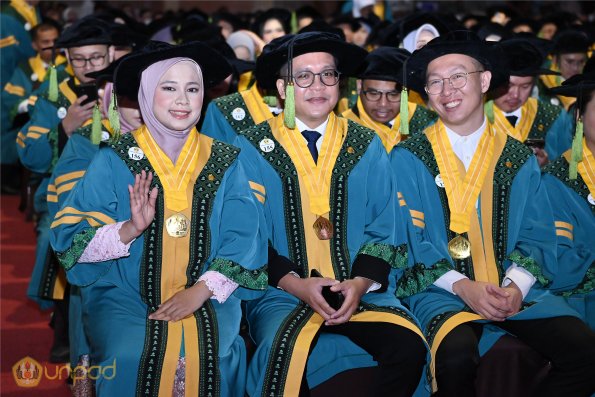 WISUDA UNPAD GEL IV TA 2024-2025 (8)