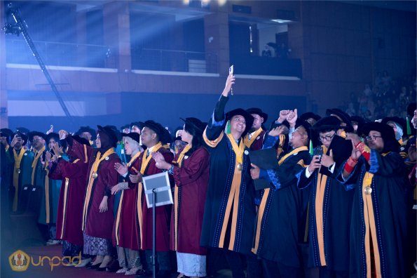 WISUDA UNPAD GEL IV TA 2024-2025 (105)