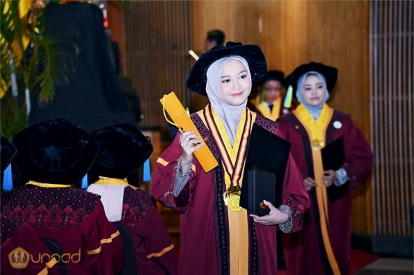 WISUDA UNPAD GEL IV TA 2024-2025 (52)
