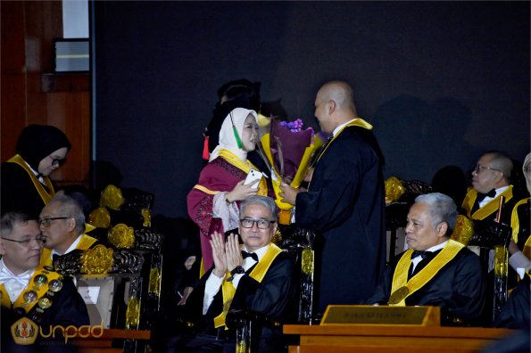 WISUDA UNPAD GEL IV TA 2024-2025 (56)