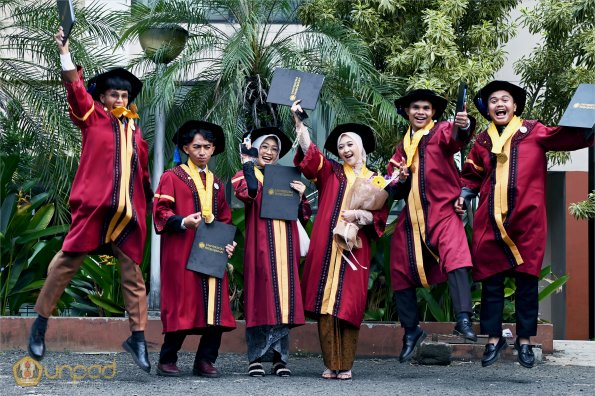 WISUDA UNPAD GEL IV TA 2024-2025 (64)