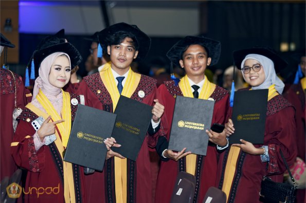 WISUDA UNPAD GEL IV TA 2024-2025 (75)