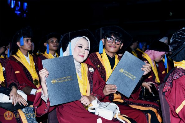 WISUDA UNPAD GEL IV TA 2024-2025 (84)