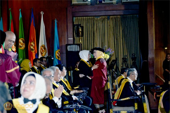 WISUDA UNPAD GEL IV TA 2024-2025 (98)