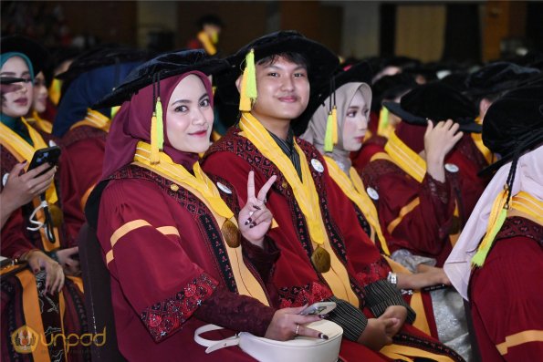 WISUDA UNPAD GEL III TA 2024-2025 (19)