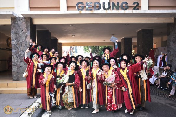 WISUDA UNPAD GEL III TA 2024-2025 (2)
