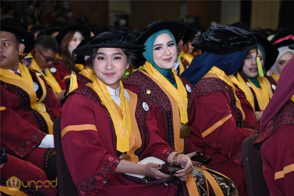 WISUDA UNPAD GEL III TA 2024-2025 (20)