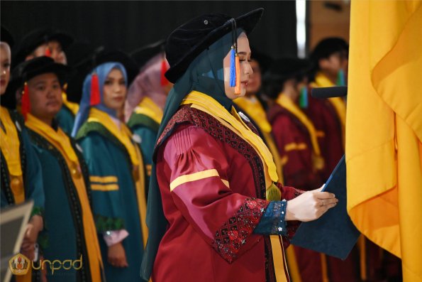 WISUDA UNPAD GEL III TA 2024-2025 (25)