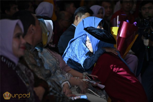 WISUDA UNPAD GEL III TA 2024-2025 (26)