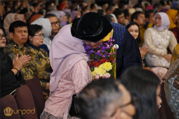 WISUDA UNPAD GEL III TA 2024-2025 (27)