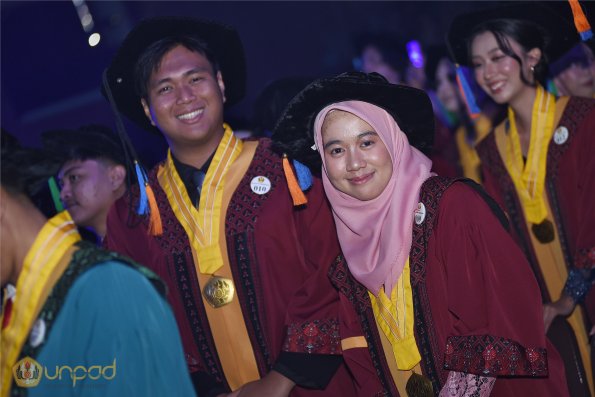 WISUDA UNPAD GEL III TA 2024-2025 (38)
