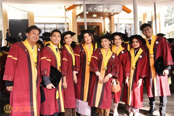 WISUDA UNPAD GEL III TA 2024-2025 (45)