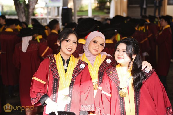 WISUDA UNPAD GEL III TA 2024-2025 (47)