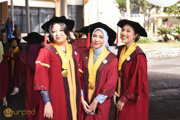 WISUDA UNPAD GEL III TA 2024-2025 (49)