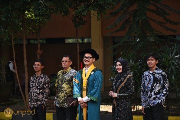 WISUDA UNPAD GEL III TA 2024-2025 (5)