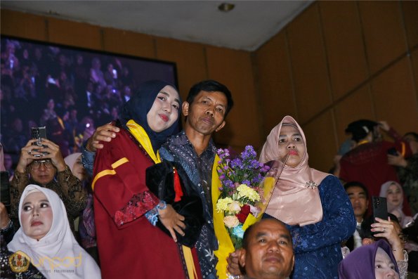 WISUDA UNPAD GEL III TA 2024-2025 (61)