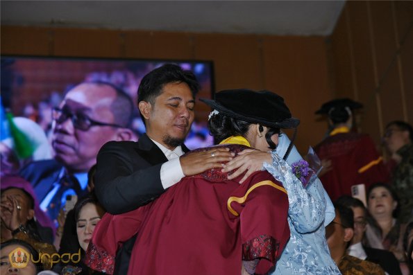 WISUDA UNPAD GEL III TA 2024-2025 (62)
