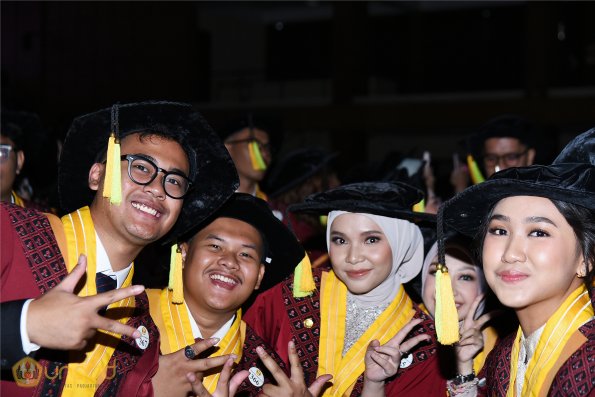 WISUDA UNPAD GEL III TA 2024-2025 (63)