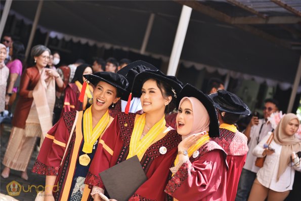 WISUDA UNPAD GEL III TA 2024-2025 (7)