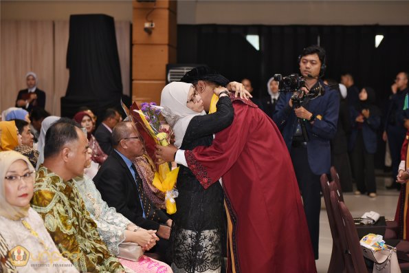 WISUDA UNPAD GEL III TA 2024-2025 (71)