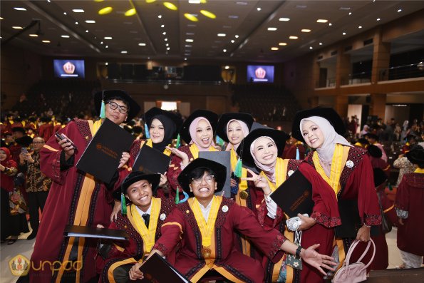 WISUDA UNPAD GEL III TA 2024-2025 (86)