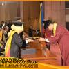 WISUDA UNPAD GEL IV TA 2024-2025 FAKULTAS EKONOMI DAN BISNIS OLEH DEKAN(106)