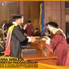 WISUDA UNPAD GEL IV TA 2024-2025 FAKULTAS KEDOKTERAN GIGI OLEH DEKAN(063)