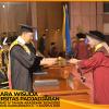 WISUDA UNPAD GEL IV TA 2024-2025 FAKULTAS KEPERAWATAN OLEH DEKAN (18)