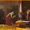WISUDA UNPAD GEL III TA 2024-2025 FAKULTAS KEDOKTERAN GIGI OLEH REKTOR (97)